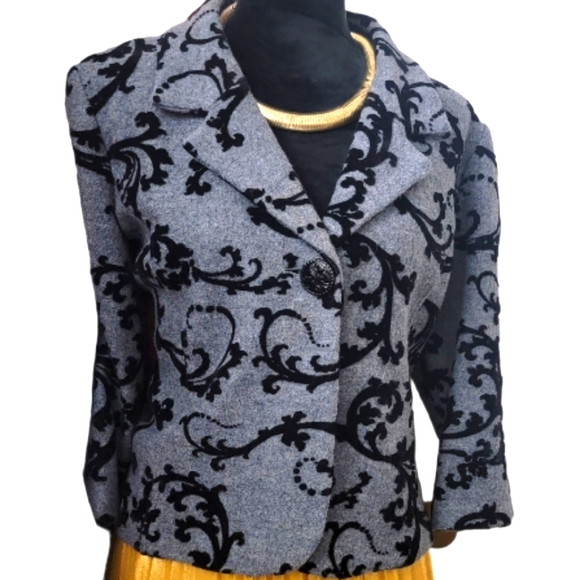 Blazer - Picture 1 of 3